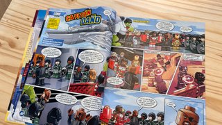 Revista Blue Ocean - LEGO Avengers Vengadores #24