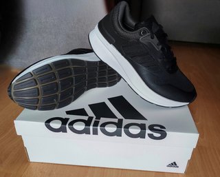 Zapatillas Adidas NUEVAS con Etiquetas