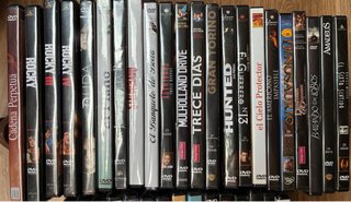Lote 70 DVDs, la mayoría precintados