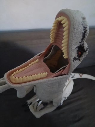 Dinosaurio Velociraptor Super Colosal