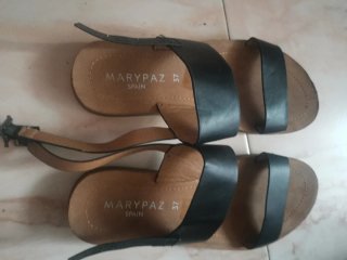 Sandalias MARYPAZ negras talla 37