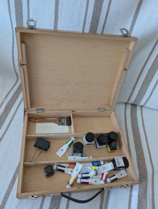 Maletín de pintura de madera