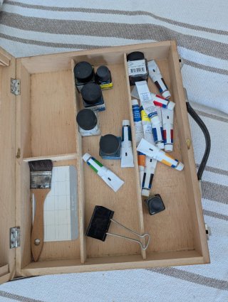 Maletín de pintura de madera