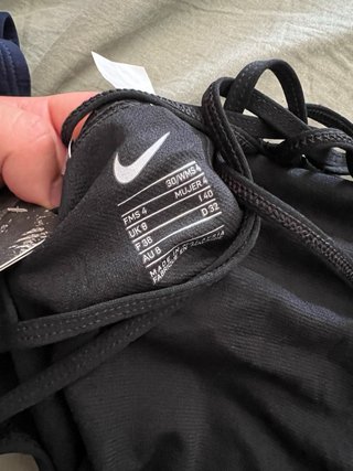 Bañador nike Talla 32 XXS