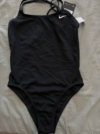 Bañador nike Talla 32 XXS