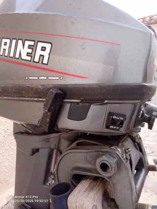 Motor fueraborda Mariner 6CV