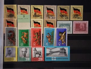 Sellos RDA 1959 MNH y hojas preimpresas Leuchtturm