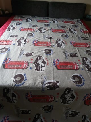 Set di 2 copriletto sing.  a tema Londra e New  Y.