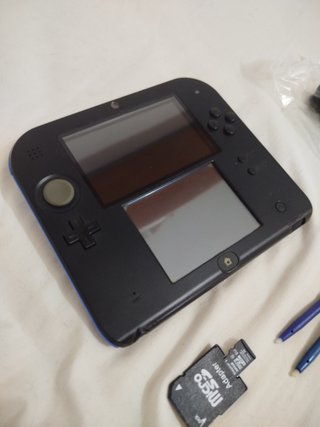 Nintendo 2DS + giochi a scelta
