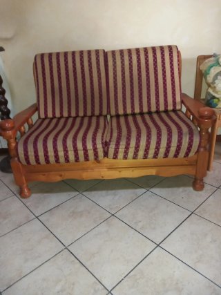 Divanetto 2 posti tessuto e legno