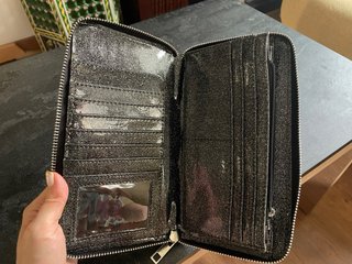 Cartera Stradivarius fiesta negra y plateada
