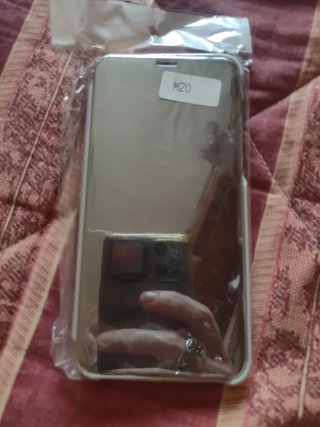 Custodia a specchio per cellulare M20