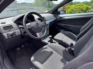 Opel Astra GTC Sport