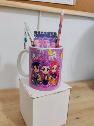 Pack escolar taza Huntrix