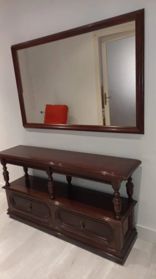 Mueble recibidor de madera