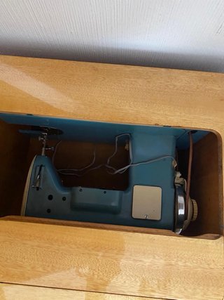 Mueble máquina de coser Sigma