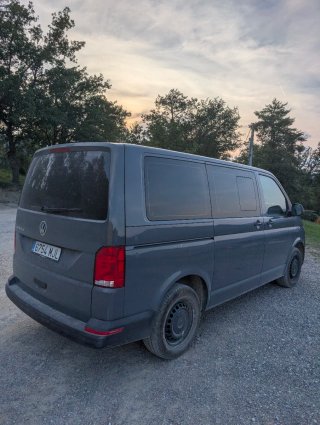 Volkswagen Caravelle 2023