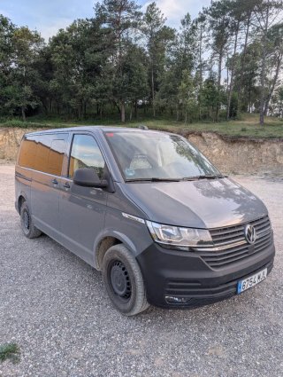 Volkswagen Caravelle 2023