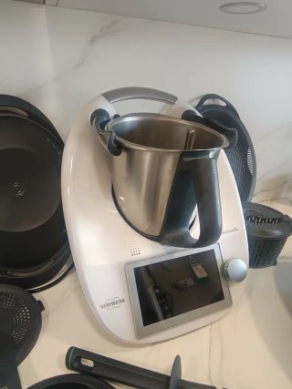 Thermomix TM6 con Accesorios