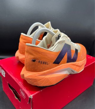 New Balance FuelCell Rebel v4 N42.5 Arancione