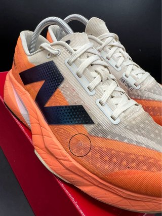 New Balance FuelCell Rebel v4 N42.5 Arancione