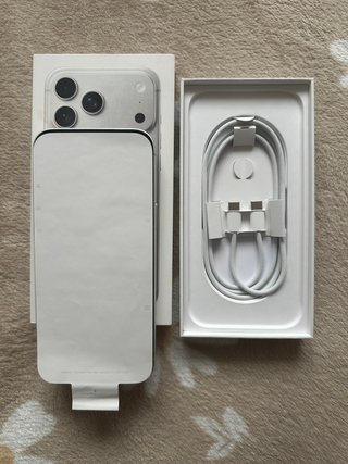 IPHONE 17 PRO MAX PLATEADO NUEVO