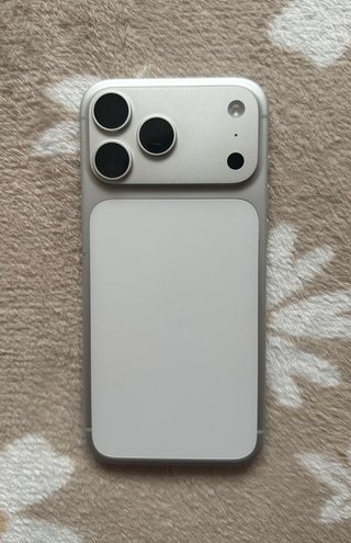 IPHONE 17 PRO MAX PLATEADO NUEVO
