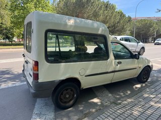 Ford Transit Courier 1.8 d
