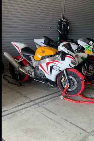 Honda CBR 929 RR Sportbike