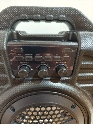 Earise T 26 pro,altavoz,radio,karaoke.PVP orig 150