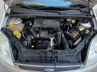 Ford Fiesta 2004
