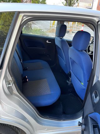 Ford Fiesta 2004