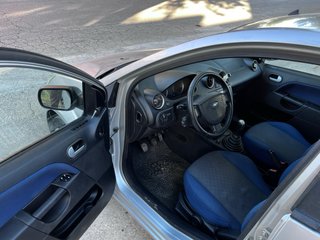 Ford Fiesta 2004
