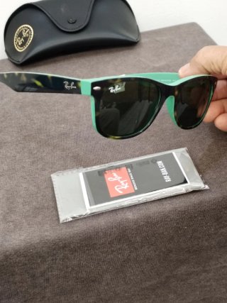 Ray Ban New Wayfarer RB 2132 Calibre 55/18