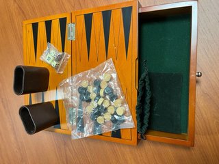 Juego de mesa Backgammon
