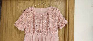 Vestido premamá boda rosa
