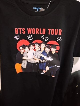 Camiseta BTS World Tour Tallas disponibles