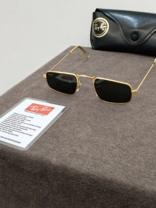 Gafas de sol Ray-Ban modelo Julie USA doradas