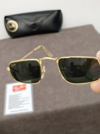 Gafas de sol Ray-Ban modelo Julie USA doradas