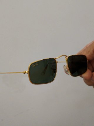 Gafas de sol Ray-Ban modelo Julie USA doradas