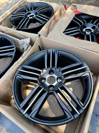 Llantas Ronal 4x108 7.5x18 Negro Mate