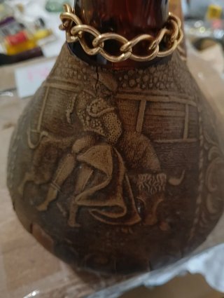 Porrón cristal ámbar hecho a mano