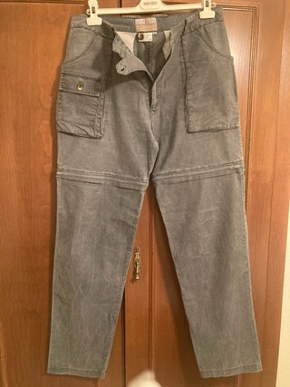 Pantalones convertibles gris