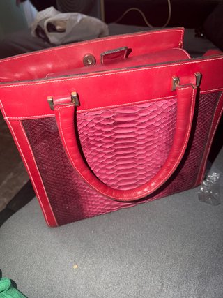 Bolso Carolina Herrera Piel Serpiente Rosa Rojo