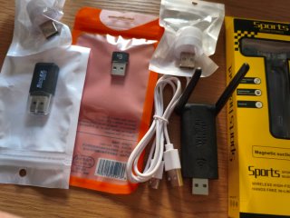 Lote de accesorios electrónicos