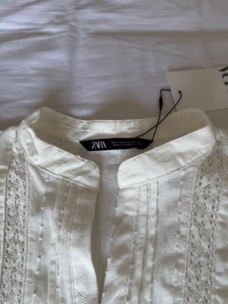 Blusa romántica volantes Zara