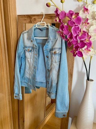 Cazadora vaquera Zara azul