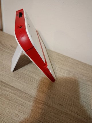 Nintendo 2DS Bianca e Rossa - Pezzi