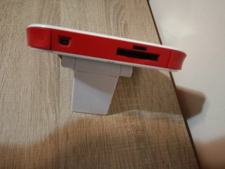 Nintendo 2DS Bianca e Rossa - Pezzi