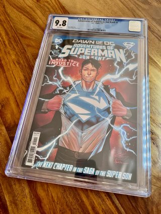 Comic gradeado CGC 9.8 - Superman Jon Kent # 1